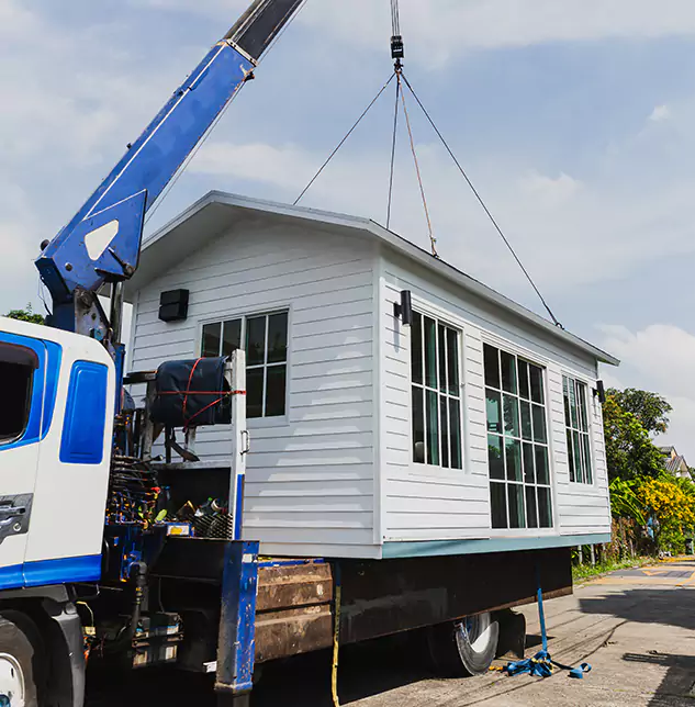 Complete Trailer Roof Replacement Solutions: Keeping Dundee's Trailers Sealed and Road-Ready