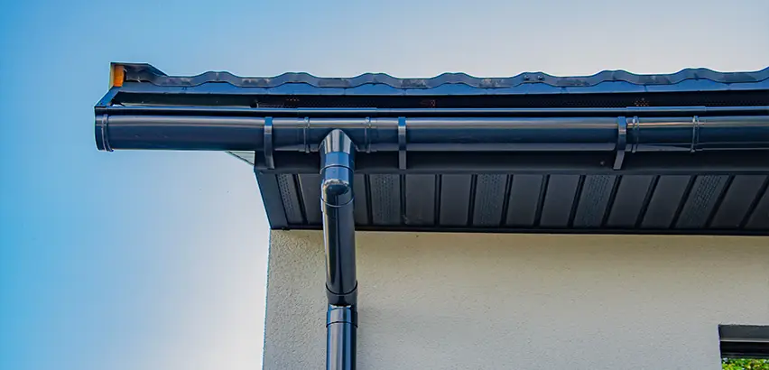Professional Soffits and Fascia Replacement Services in Dundee, IL