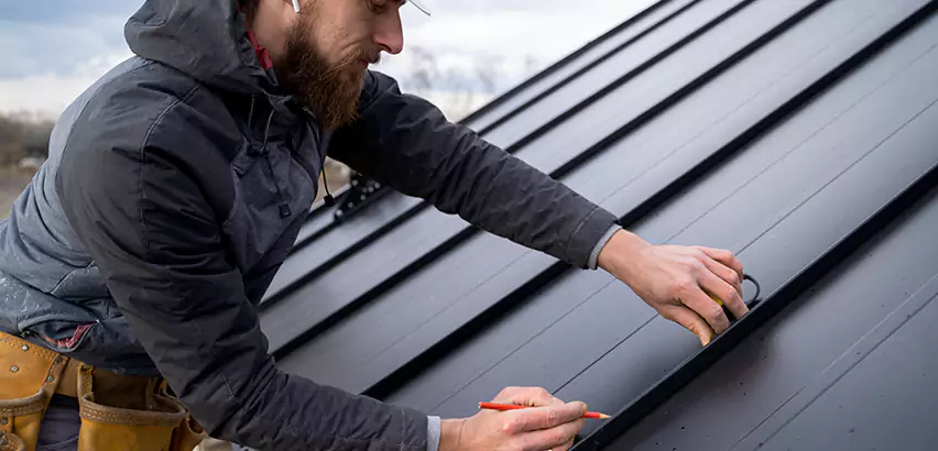 Professional Steel Roof Repair Services in Dundee, IL