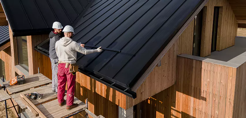 Metal Roof Maintenance in Dundee