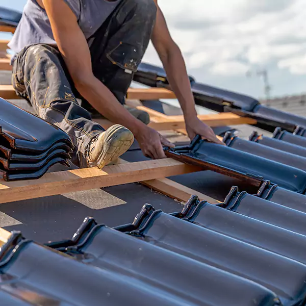 Why Dundee Homeowners Choose Dundee Roofing Pro for Roof and Gutter Repair?