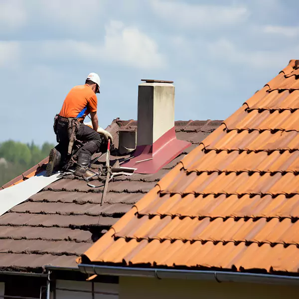 Why Dundee, IL Property Owners Trust Dundee Roofing Pro for Sagging Roof Repair?