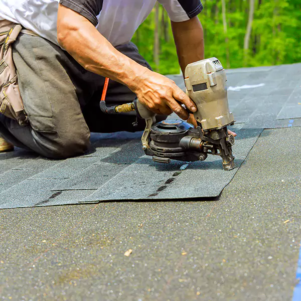 Why Dundee, IL Homeowners Rely on Dundee Roofing Pro for Shingle Roof Repair?