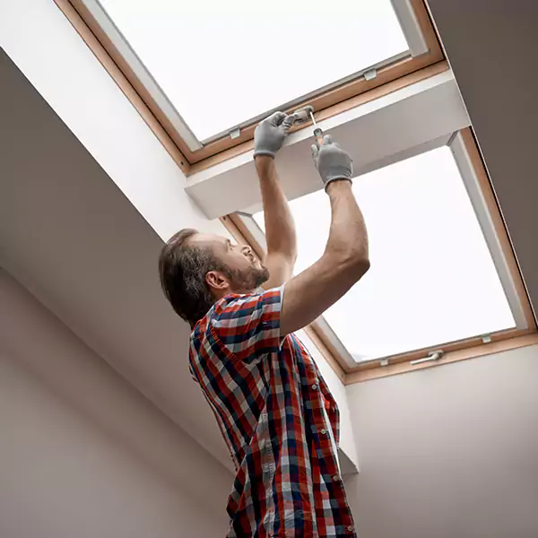 Why Dundee, IL Homeowners Choose Dundee Roofing Pro for Skylight Repair?