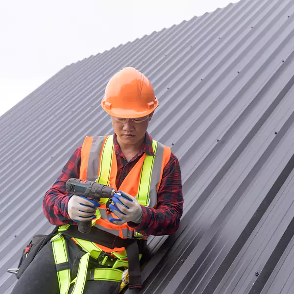 Why Property Owners in Dundee Choose Dundee Roofing Pro for Tin Roofing Installation Service?